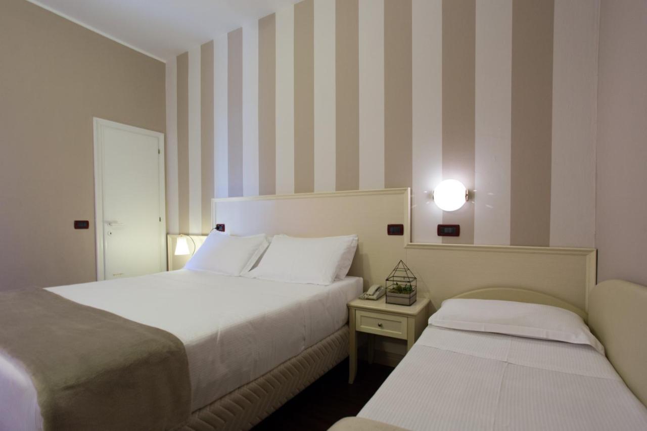 Park Hotel Serena Viserbella di Rimini Екстериор снимка