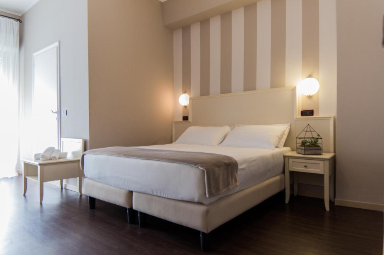 Park Hotel Serena Viserbella di Rimini Екстериор снимка