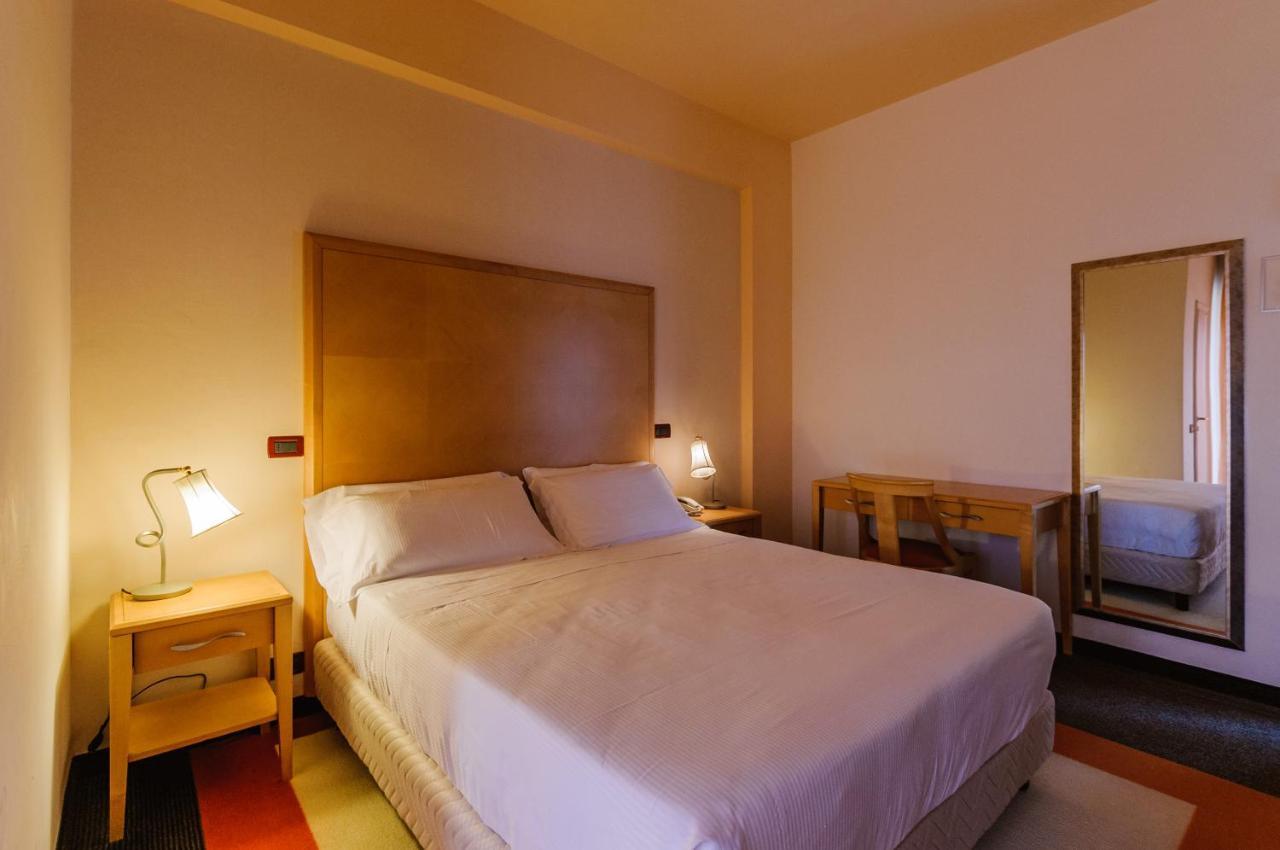Park Hotel Serena Viserbella di Rimini Екстериор снимка